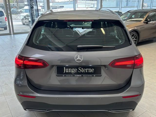 Mercedes-Benz B 200 Progressive Sedan