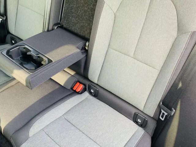 Volvo XC40 B3 B Aut. ACC BLIS PILOT 360° LED NAVI Shzg