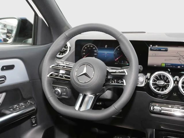 Mercedes-Benz GLA 220 4MATIC AMG Line GLA 220 d