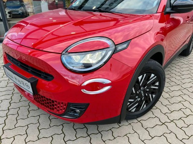Fiat 600e (RED) + 4 Jahre Garantie