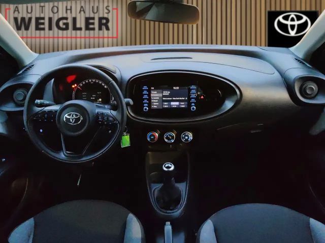 Toyota Aygo X Hatchback Play X-play