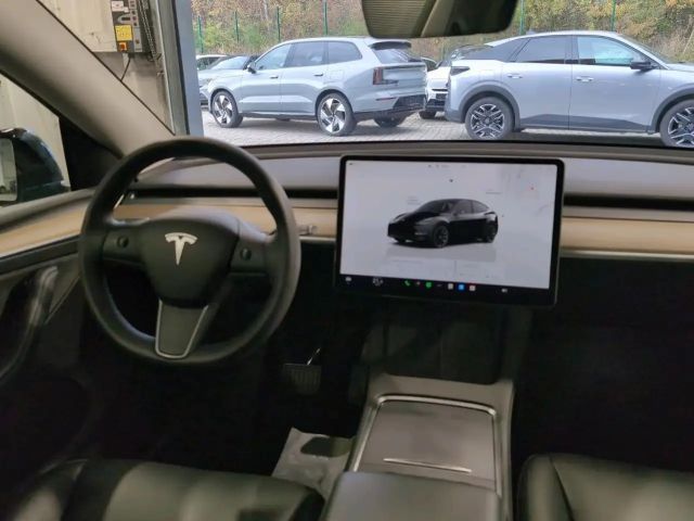 Tesla Model Y AWD Dual Motor Long Range
