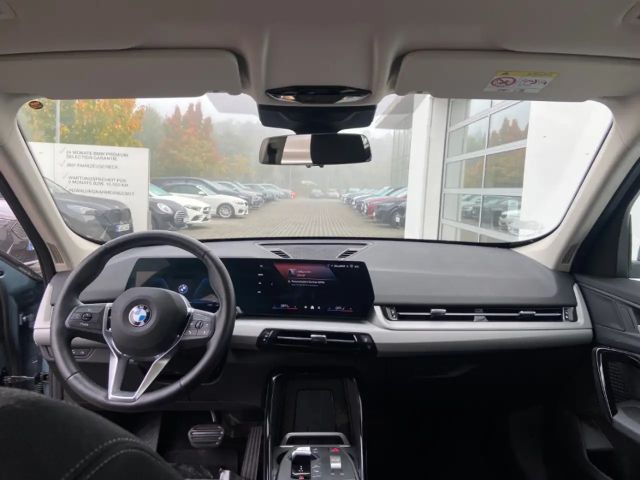 BMW X1 20i  Sommer17'' AHK AdLED ParkAss Komf El.Heckklap