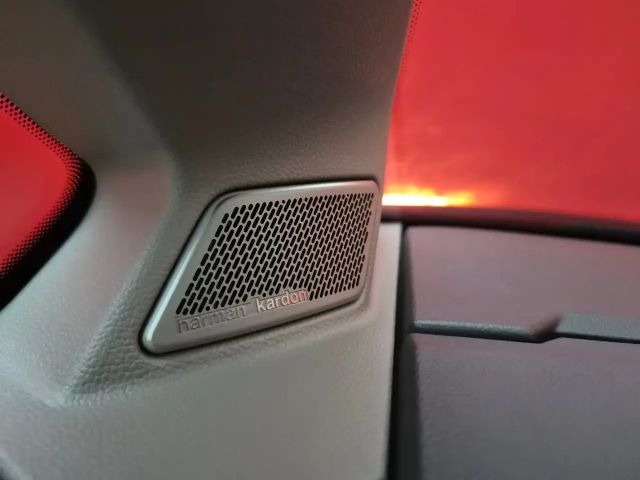 Volkswagen Multivan Style T7 eHybrid