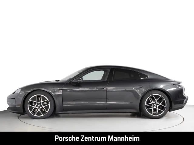 Porsche Taycan 4