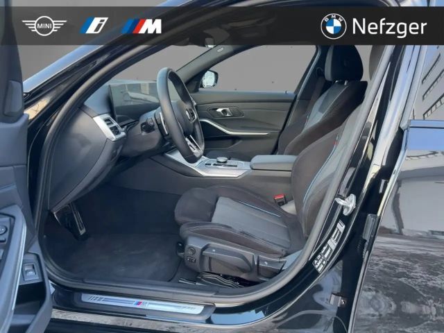 BMW 330 330d M-Sport Touring xDrive
