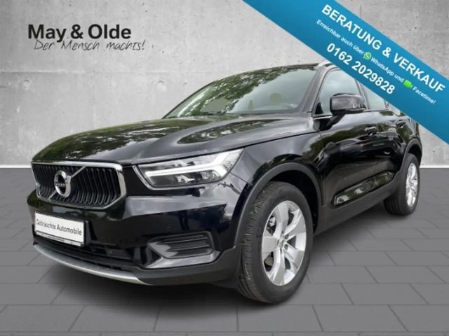 Volvo XC40 Momentum