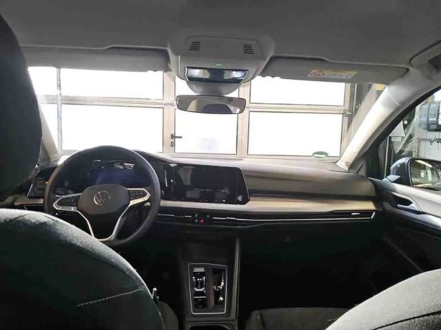 Volkswagen Golf 1.5 eTSI DSG Life Variant