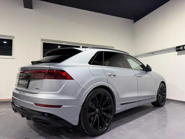 Audi Q8 55 TFSI Hybride Quattro