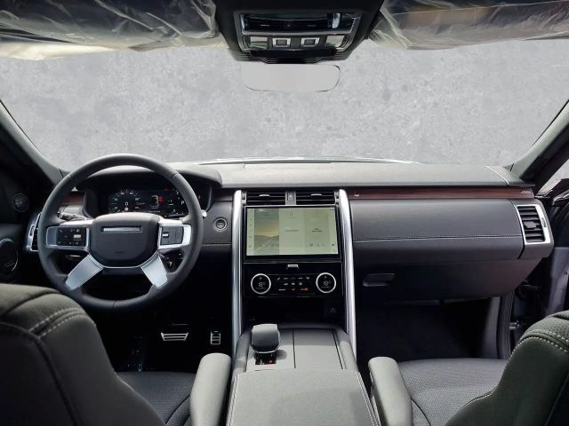 Land Rover Discovery 3.0 D300 Dynamic SE