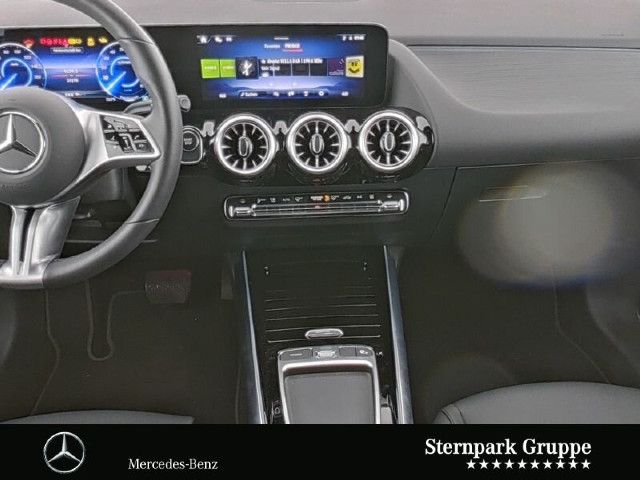 Mercedes-Benz EQA 300 4MATIC