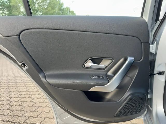 Mercedes-Benz A 180 Progressive