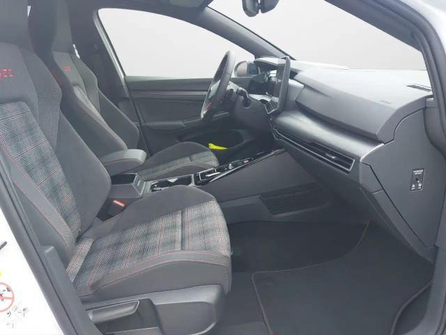 Volkswagen Golf 2.0 TSI DSG GTI