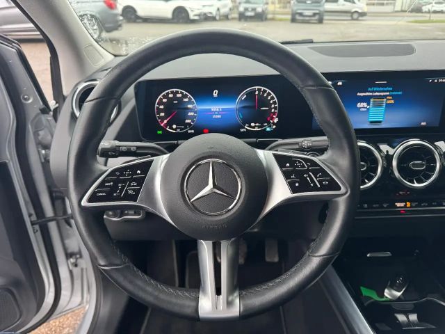 Mercedes-Benz B 250 B 250 e