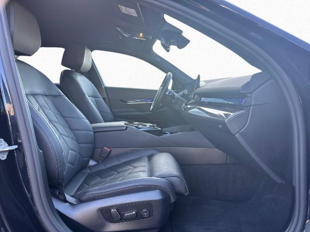 BMW 520 520d M-Sport Sedan