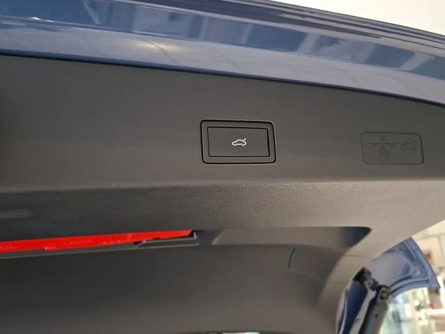 Volkswagen Golf Business DSG Variant