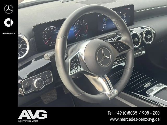 Mercedes-Benz A 180 Progressive