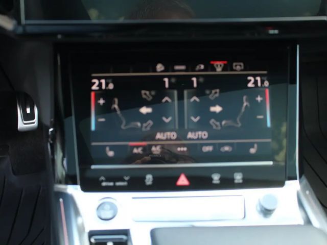 Audi Q8 e-tron 55 Quattro S-Line