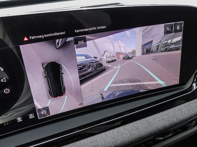 Audi A6 Quattro S-Tronic Sedan