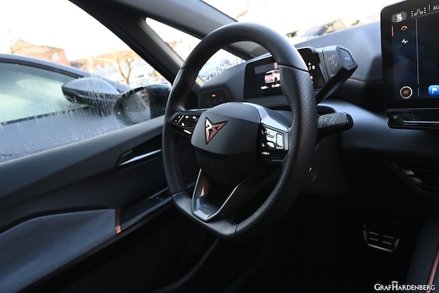 Cupra Born Born HUD LED PDC SzHzg