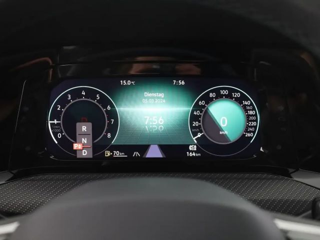 Volkswagen Golf DSG R-Line