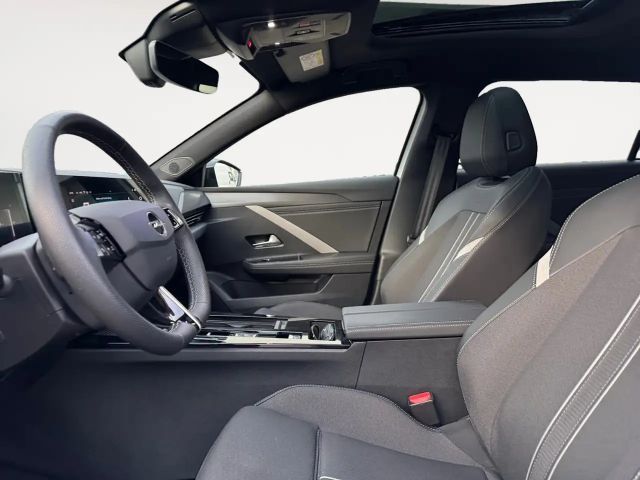 Opel Astra 1.2 Turbo Sports Tourer Turbo