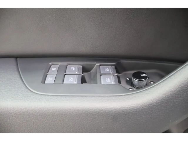 Audi A6 40 TDI Avant S-Line S-Tronic