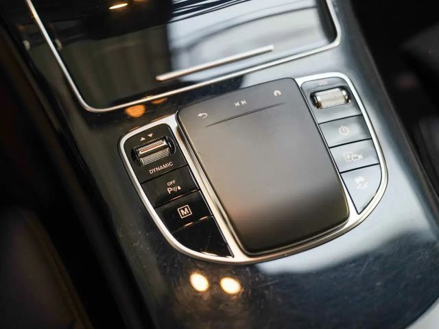 Mercedes-Benz GLC 300 4MATIC