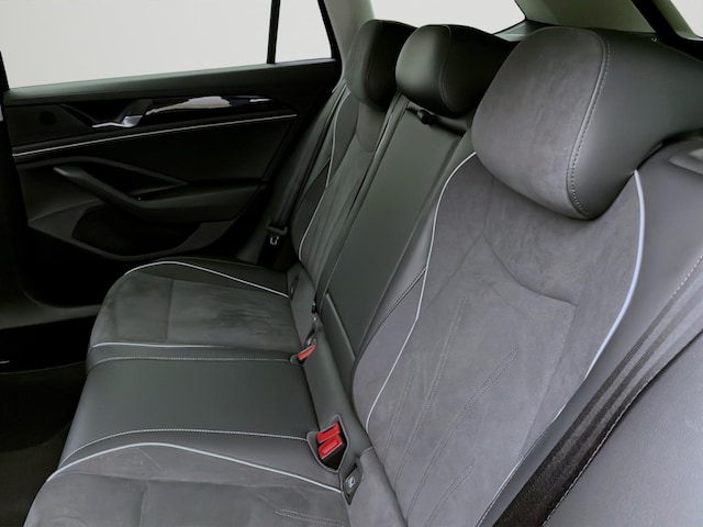 Volkswagen Passat 1.5 eTSI Business DSG