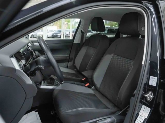 Volkswagen Polo Active TSI Navi ParkPilot Sitzheizg. Anschlussg...