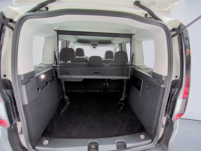 Volkswagen Caddy 2.0 TDI Combi DSG