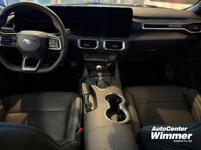 Ford Mustang Fastback GT 5.0 V8