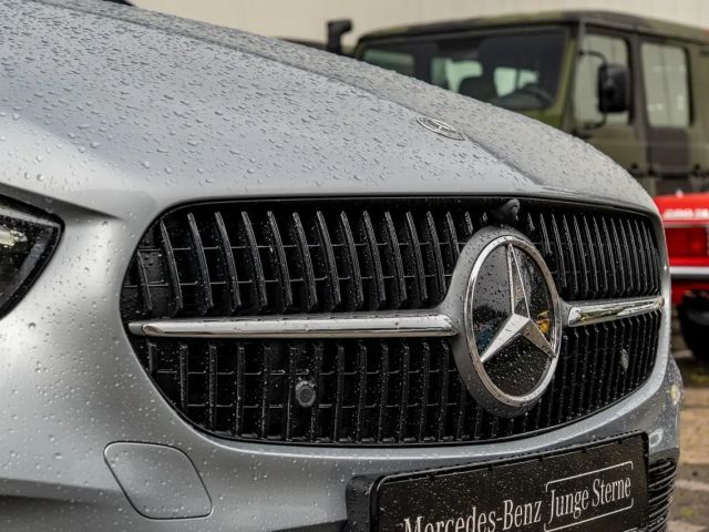 Mercedes-Benz B 180 Progressive