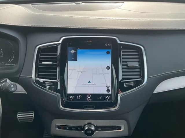 Volvo XC90 R-Design T8