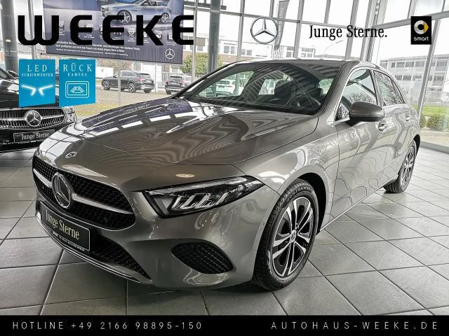 Mercedes-Benz A 180 Progressive