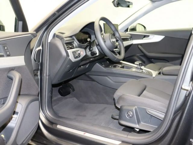 Audi A4 40 TDI S-Line Sedan