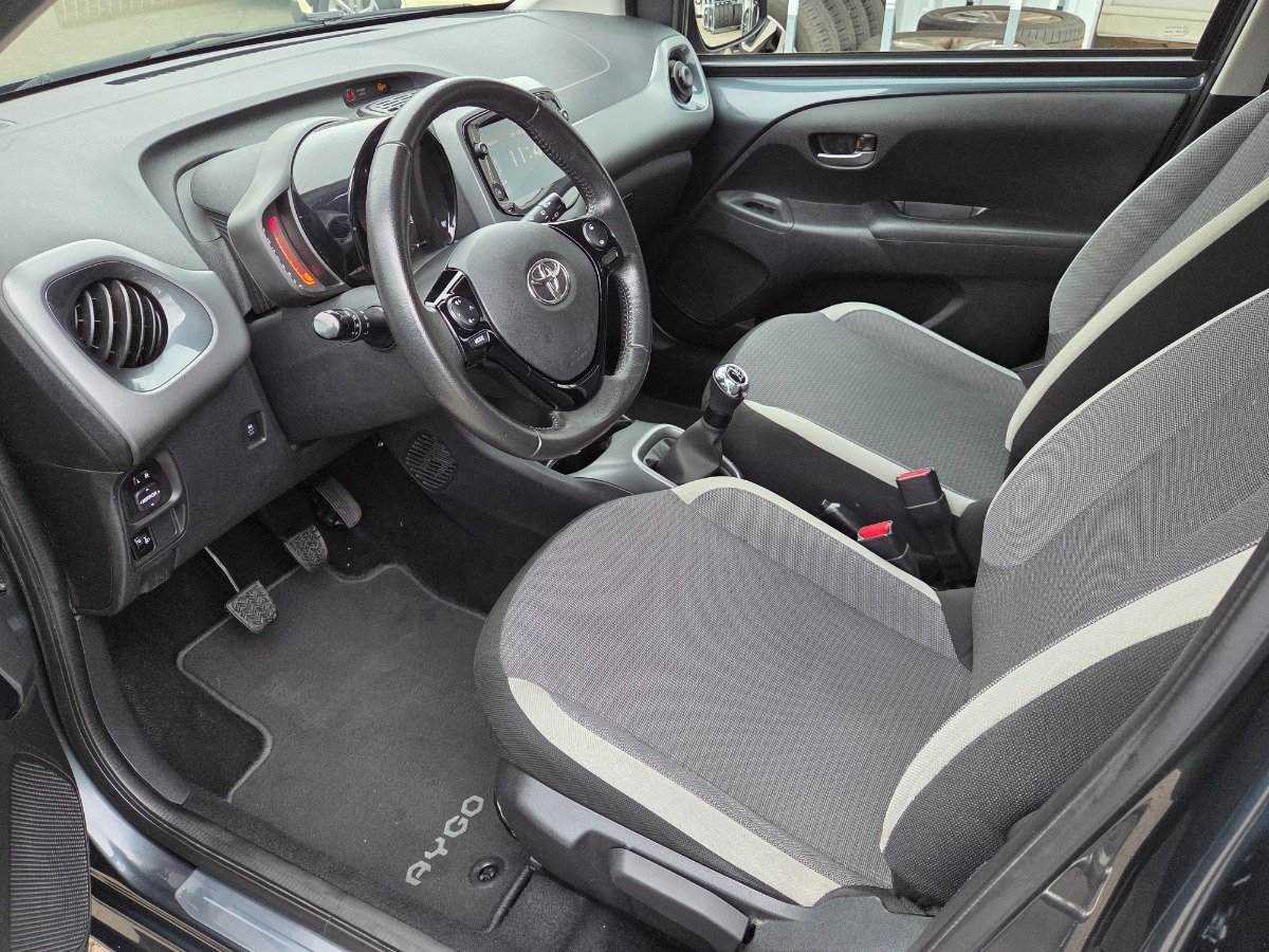 Toyota Aygo 5-deurs Play X-play