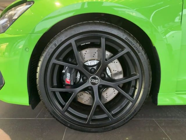 Audi RS3 S-Tronic Sedan Sportback