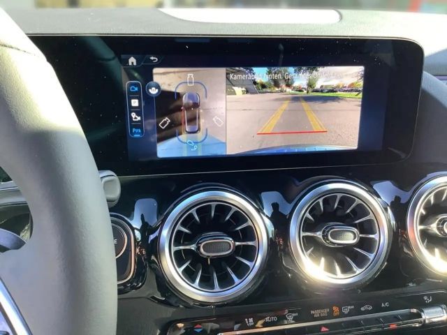 Mercedes-Benz GLA 220 4MATIC Progressive