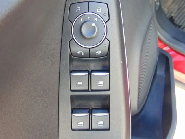 Ford Puma EcoBoost Titanium