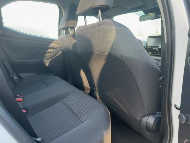 Toyota Yaris 1.0 VVT-i Comfort Hatchback