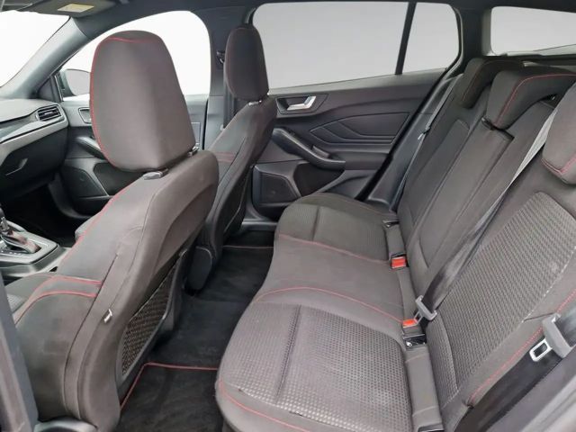 Ford Focus EcoBoost ST Line Wagon