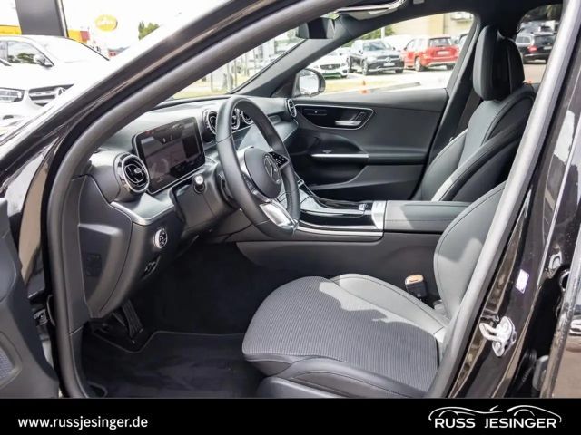 Mercedes-Benz C 300 AVANTGARDE Sedan