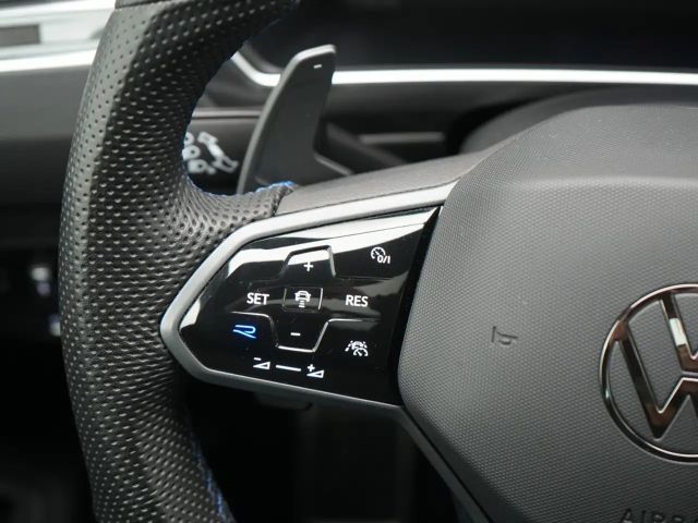 Volkswagen Tiguan R SHZ CARPLAY KEYLESS PDC MATRIX PANO ACC