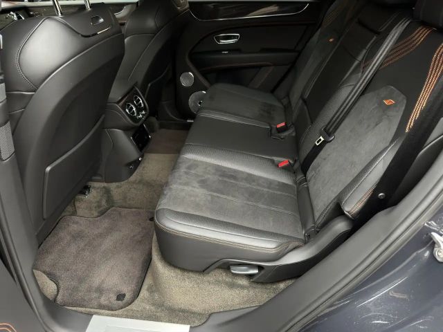 Bentley Bentayga V8
