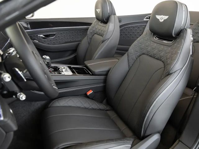 Bentley Continental GTC V8