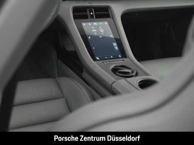 Porsche Taycan Surround-View Abstandstempomat Panorama