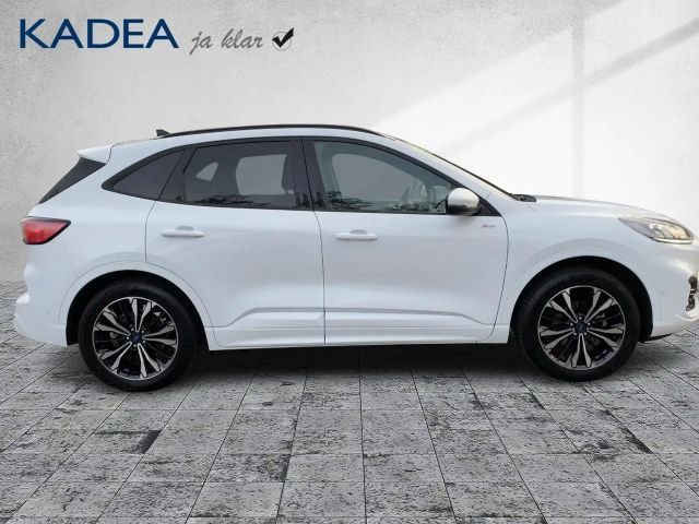 Ford Kuga Plug in Hybrid ST Line X