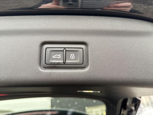 Audi Q6 e-tron SUV e-tron Audi Q6 SUV e-tron