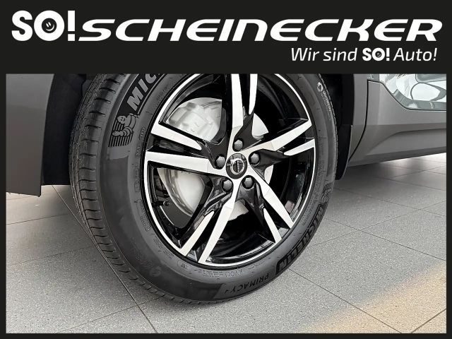 Volvo XC40 Dark Plus